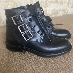 Yves Saint Laurent Black leather Boots Size 5